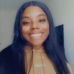 Meet your Posher, Lateria